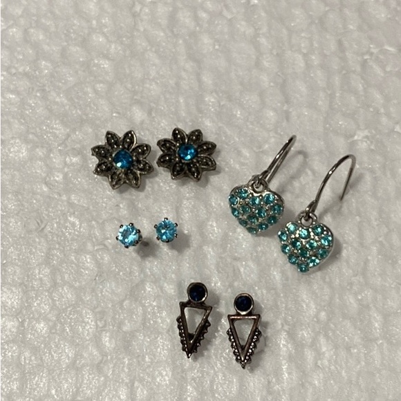 LOT SALE 48 Pairs of Earring One Price! - Picture 5 of 9